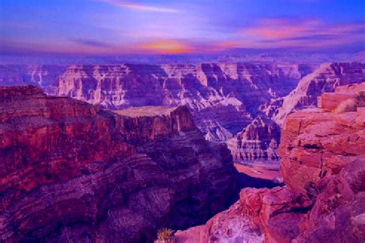 Escorts Mission Canyon, United States — Local Companions