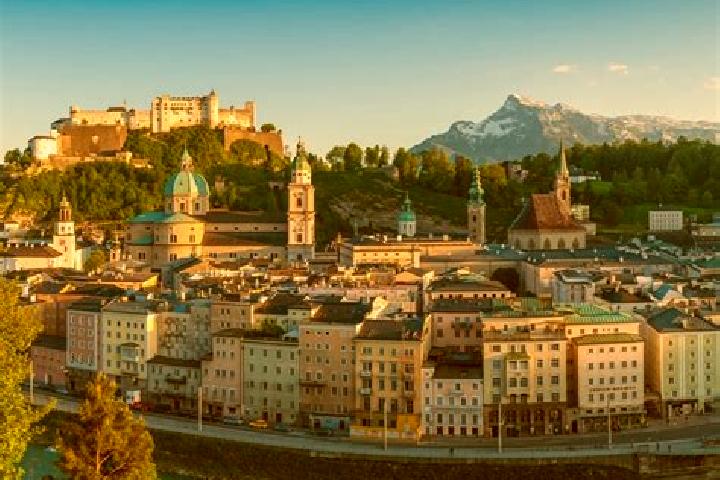 Escorts Moederbrugg, Austria — Local Companions
