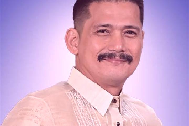 Escorts Moises Padilla, Philippines — Local Companions