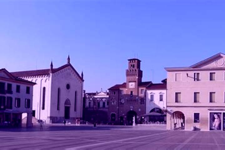 Escorts Monastier di Treviso, Italy — Local Companions