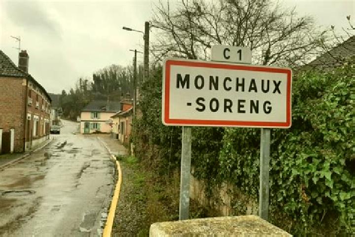 Escorts Monchaux-Soreng, France — Local Companions