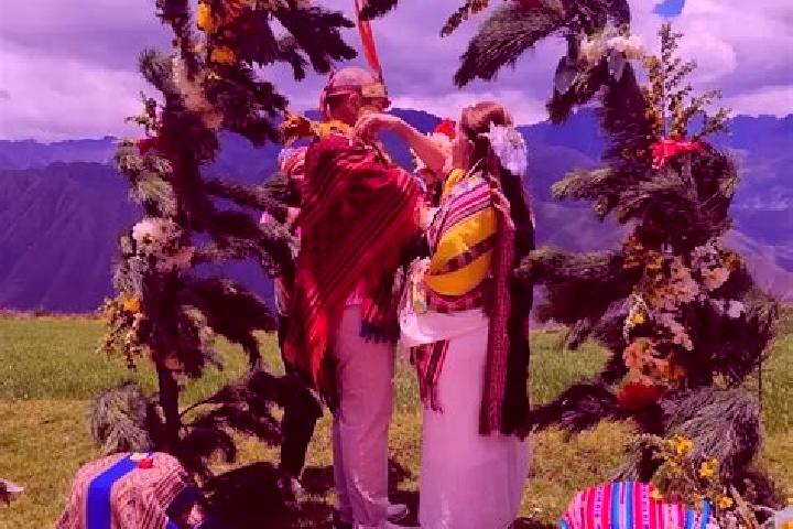 Escorts Monobamba, Peru — Local Companions