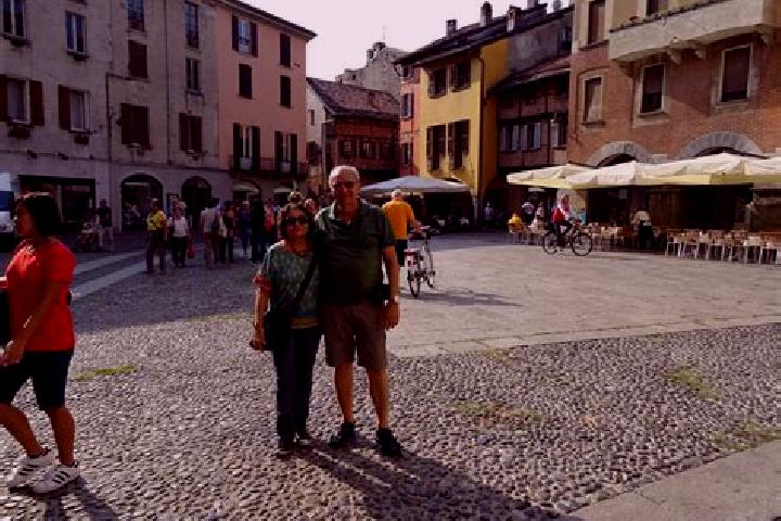 Escorts Montano Lucino, Italy — Local Companions