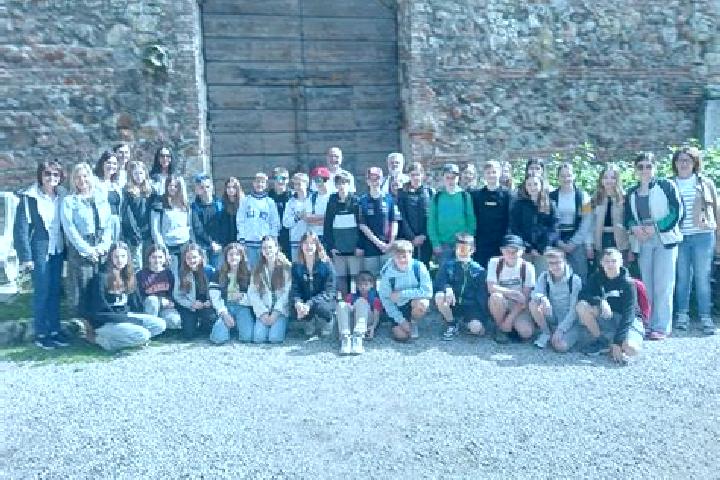 Escorts Monte di Malo, Italy — Local Companions