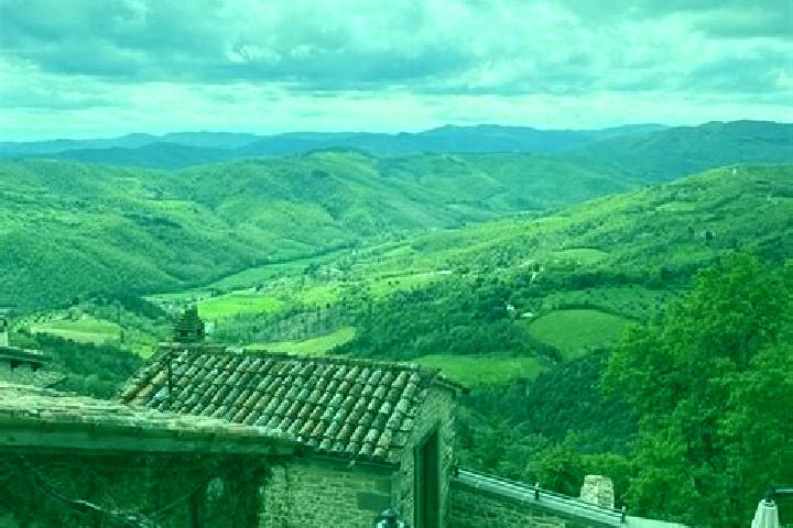 Escorts Monte Santa Maria Tiberina, Italy — Local Companions