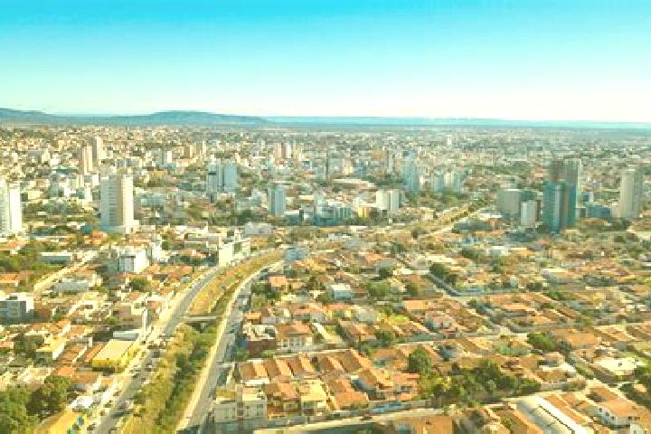 Escorts Montes Claros de Goias, Brazil — Local Companions