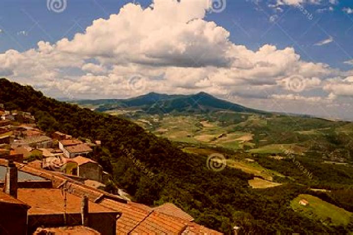 Escorts Monteverde, Italy — Local Companions