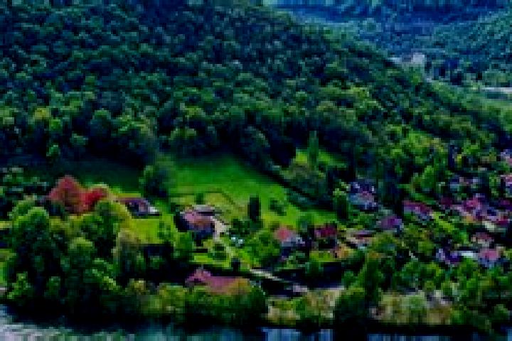 Escorts Montperreux, France — Local Companions