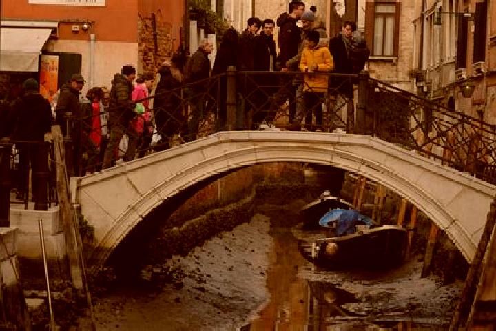 Escorts Morimondo, Italy — Local Companions