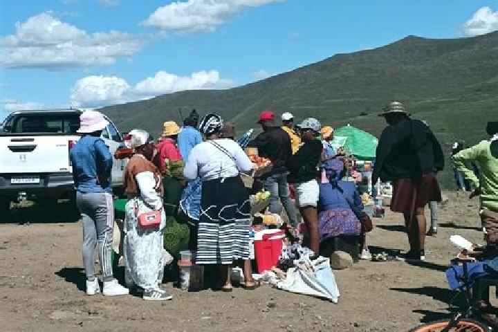 Escorts Mphaki, Lesotho — Local Companions