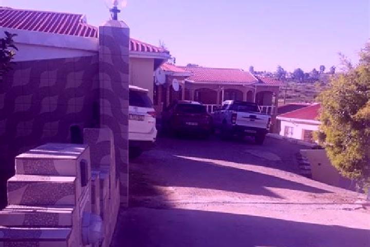 Escorts Mqanduli, South Africa — Local Companions