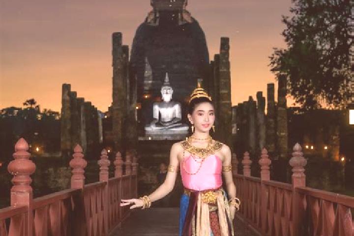 Escorts Muang Khong, Laos — Local Companions