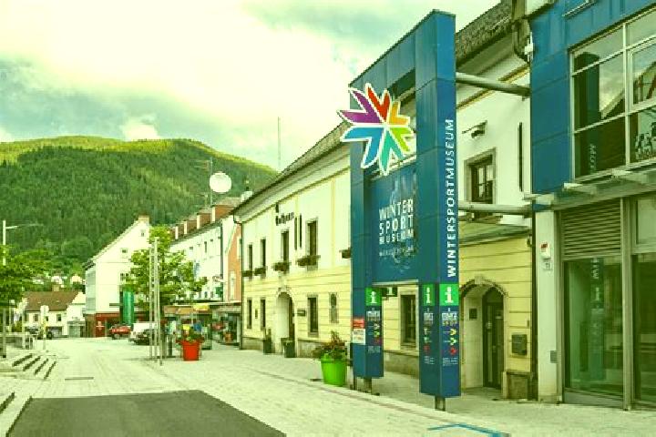 Escorts Muerzzuschlag, Austria — Local Companions