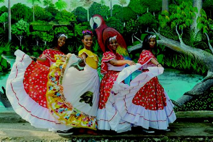 Escorts Muisne, Ecuador — Local Companions