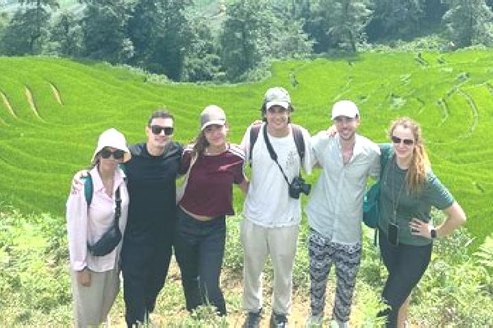 Escorts Muong Chien, Vietnam — Local Companions