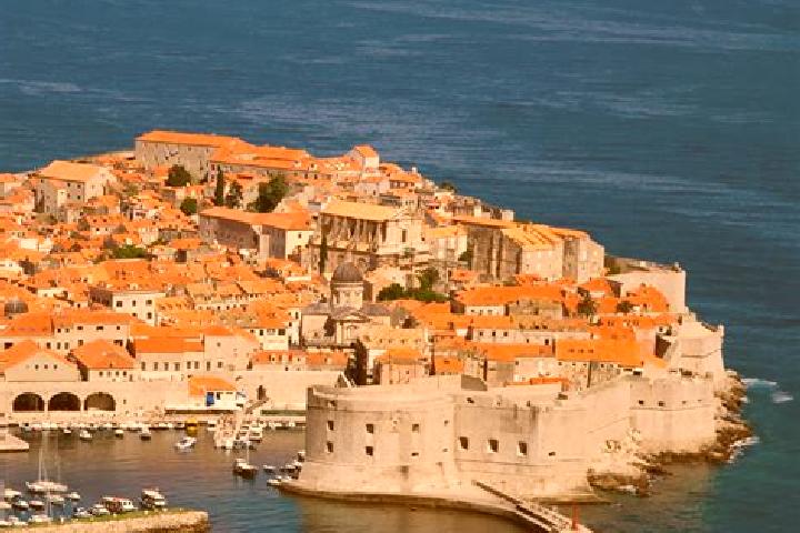 Escorts Murine, Croatia — Local Companions