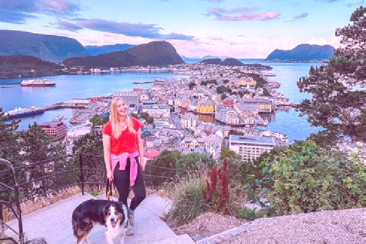 Escorts Myre, Norway — Local Companions