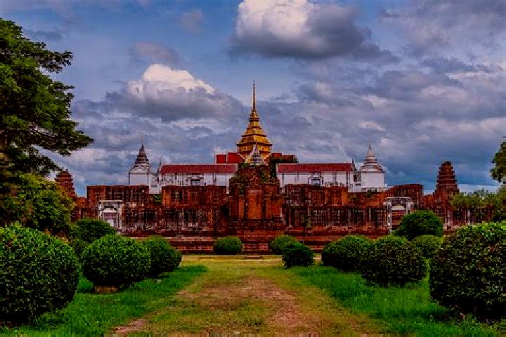 Escorts Nakhon Luang, Thailand — Local Companions