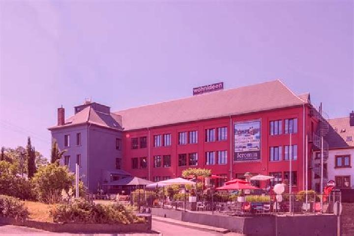 Escorts Nalbach, Germany — Local Companions