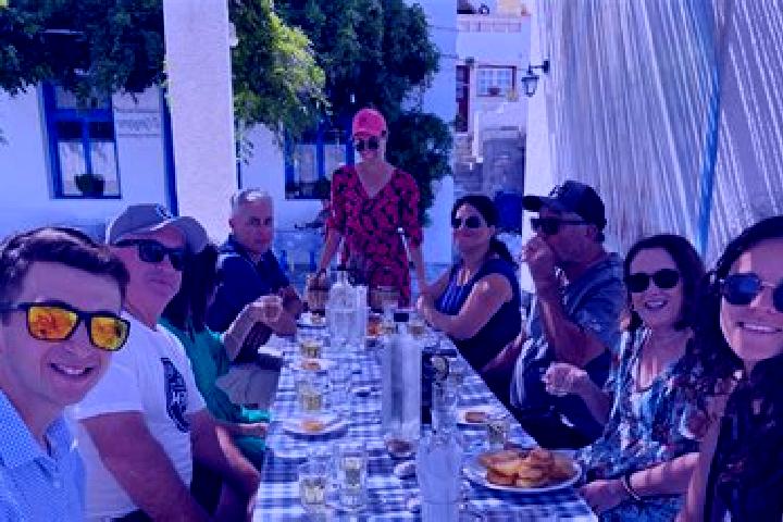 Escorts Naxos, Greece — Local Companions