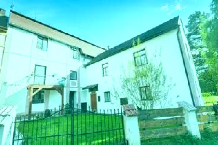 Escorts Netolice, Czech Republic — Local Companions