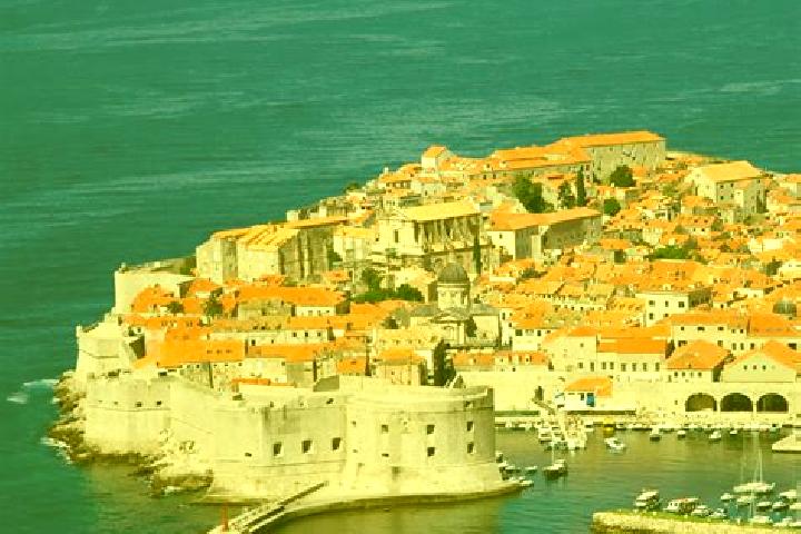 Escorts Netretic, Croatia — Local Companions