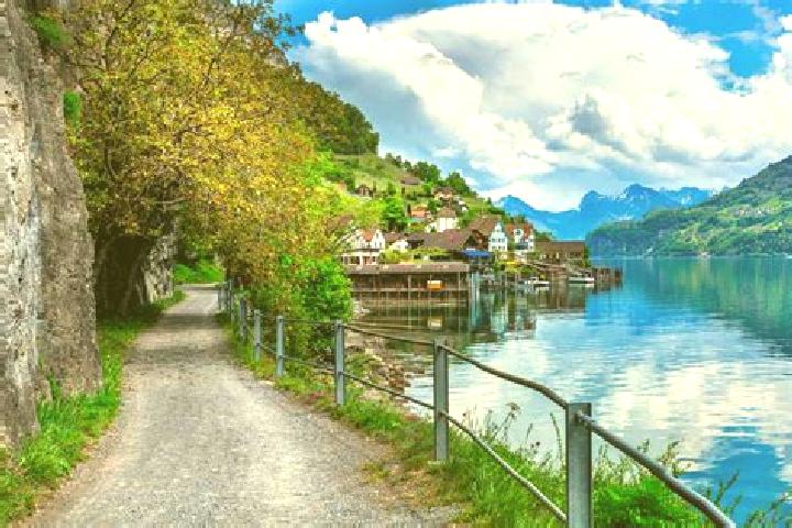 Escorts Neuenhof, Switzerland — Local Companions