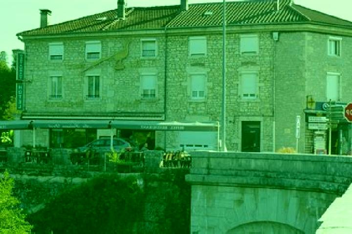 Escorts Neuville-sur-Ain, France — Local Companions
