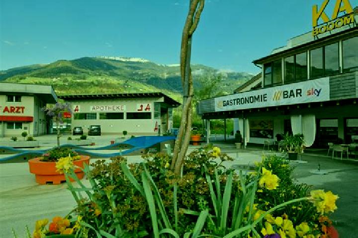 Escorts Niederbreitenbach, Austria — Local Companions