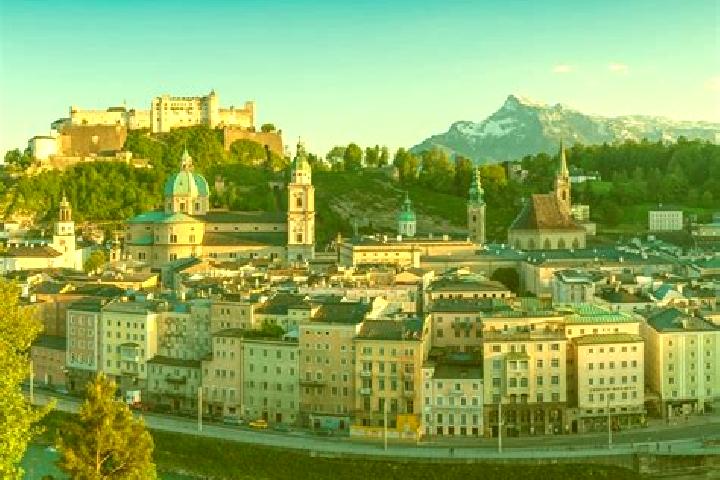 Escorts Nikolsdorf, Austria — Local Companions