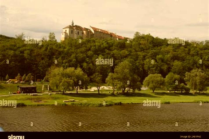 Escorts Nizbor, Czech Republic — Local Companions
