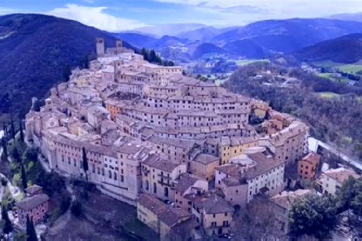 Escorts Nocera Inferiore, Italy — Local Companions