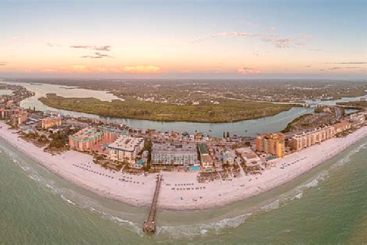 Escorts North Redington Beach, United States — Local Companions