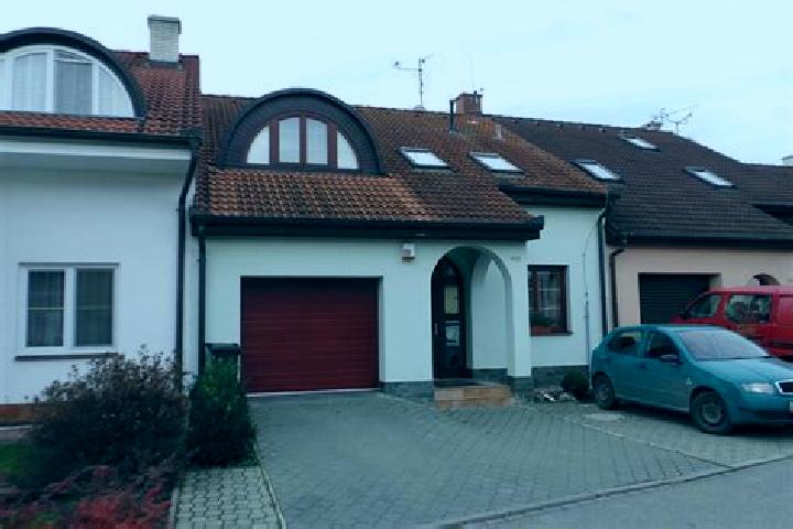 Escorts Nove Syrovice, Czech Republic — Local Companions