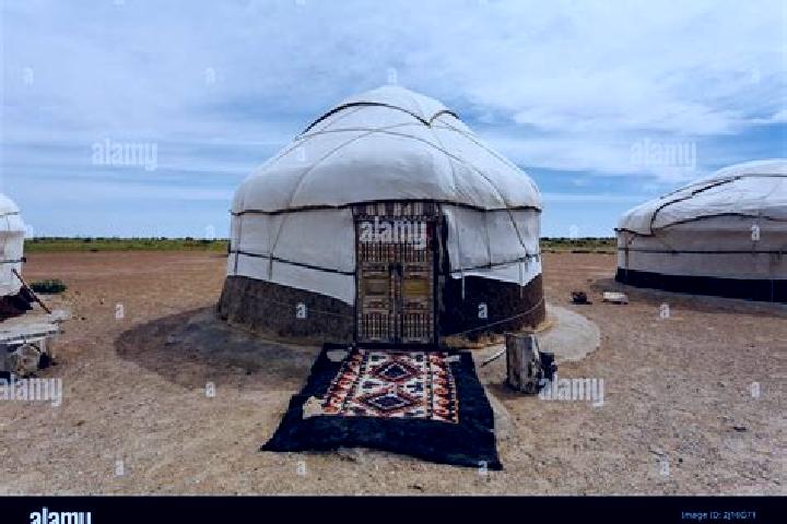 Escorts Nozhay-Yurt, Russia — Local Companions