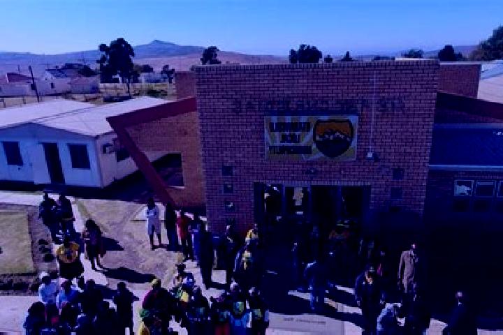 Escorts Ntabankulu, South Africa — Local Companions