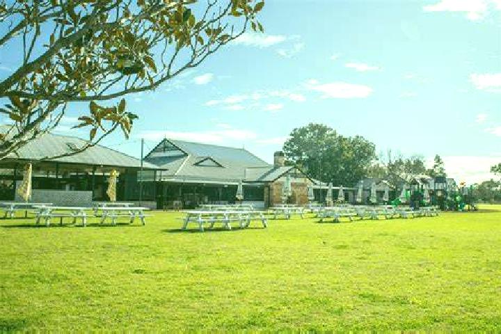 Escorts Nulkaba, Australia — Local Companions