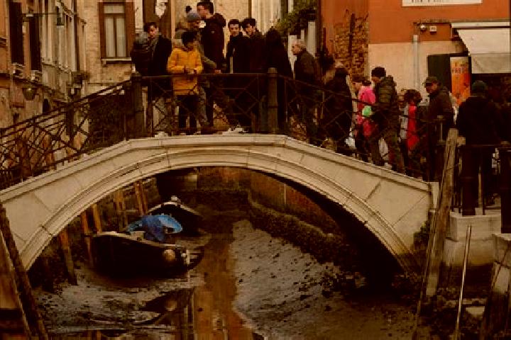 Escorts Nurachi, Italy — Local Companions