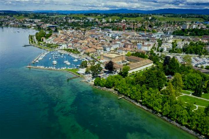 Escorts Nyon, Switzerland — Local Companions