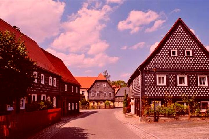 Escorts Obercunnersdorf, Germany — Local Companions