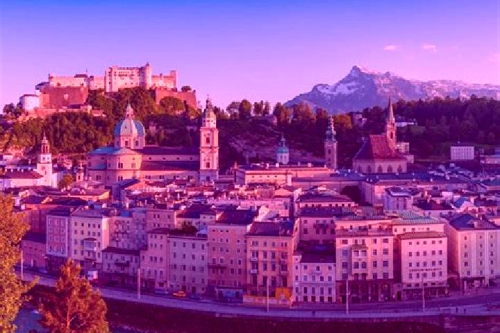 Escorts Oberweg, Austria — Local Companions