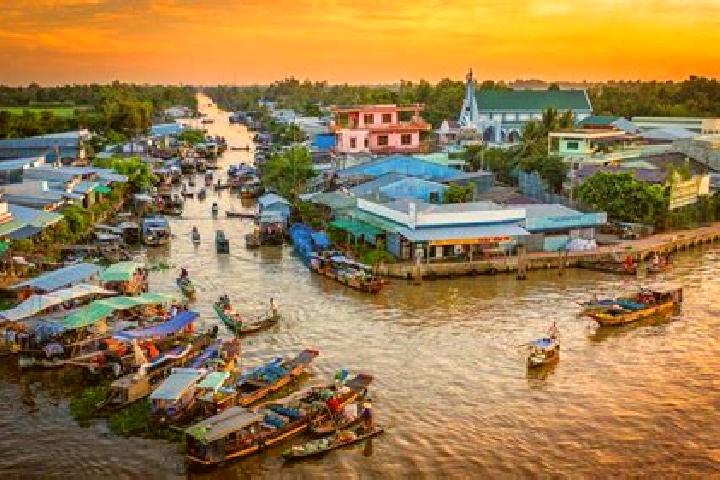 Escorts Oc Eo, Vietnam — Local Companions