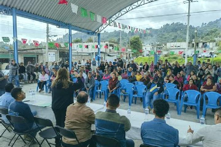 Escorts Ocoxaltepec, Mexico — Local Companions