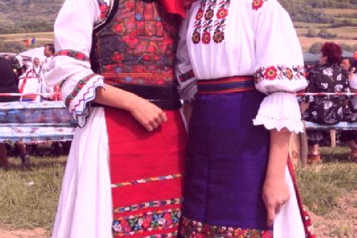 Escorts Oestii Ungureni, Romania — Local Companions