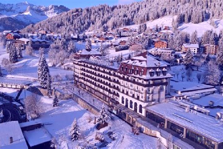 Escorts Ollon, Switzerland — Local Companions