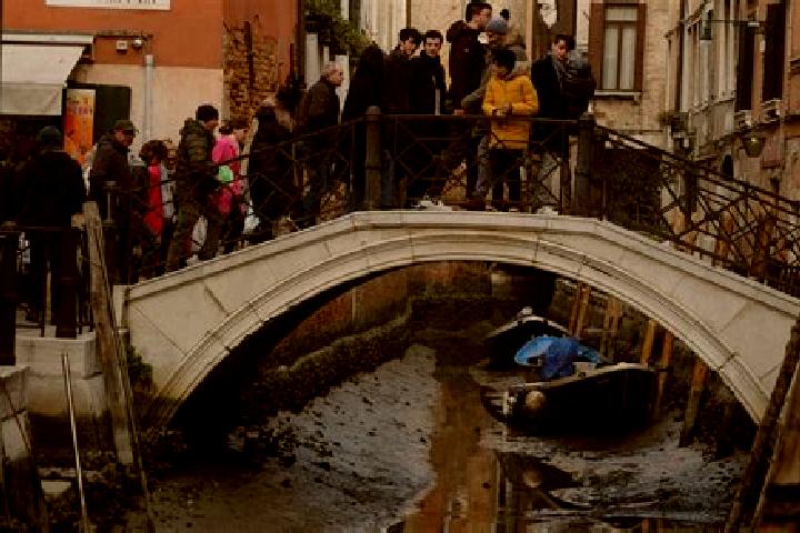 Escorts Olmeneta, Italy — Local Companions