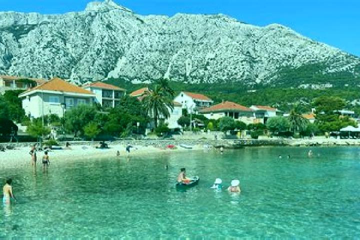 Escorts Orebic, Croatia — Local Companions