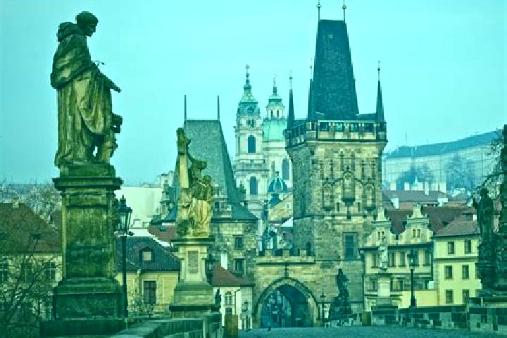 Escorts Osik, Czech Republic — Local Companions