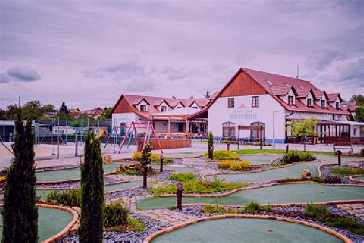 Escorts Ostrozska Nova Ves, Czech Republic — Local Companions
