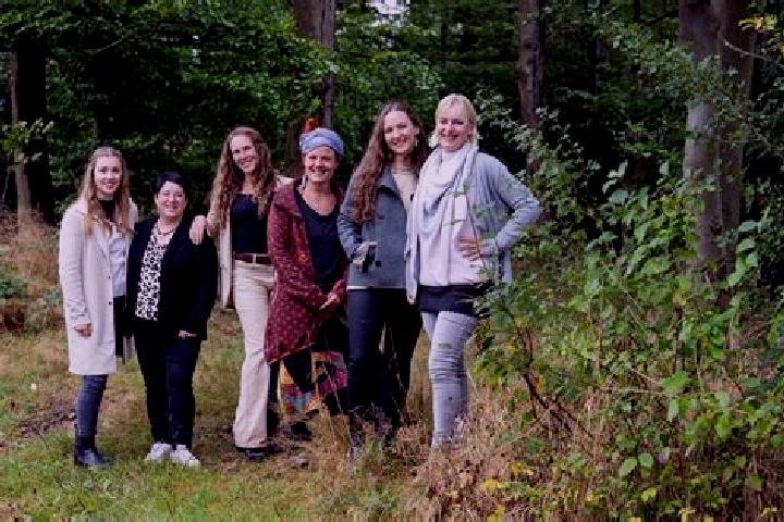Escorts Ottersheim, Germany — Local Companions